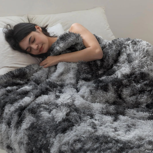 Aeon Cozy Sherpa Blanket